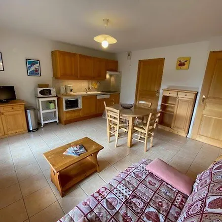 Bel 4 Pers. Avec Balcon Et Garage Au Grand-bornand - Fr-1-458-189